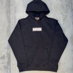 Supreme Hoodie
