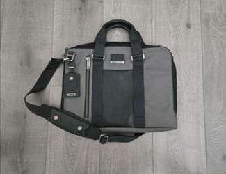 Tumi Alpha Bravo Aviano Slim Brief Nylon Leather Bag  - Barely Used