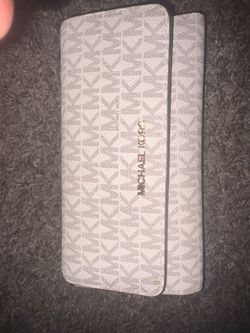 Micheal Kors Wallet