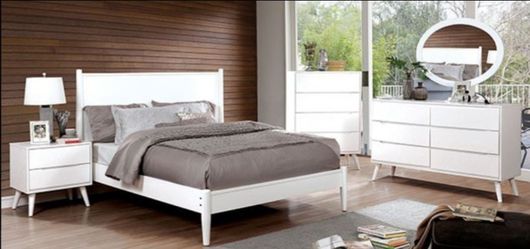 Brand New White 4pc Queen Bedroom Set (Available in California & Eastern King)