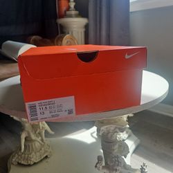 Nike Run Swift New In Box