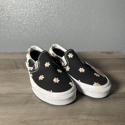 Vans Girls Size 5 New