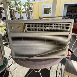 Kenmore Window AC Unit 12000 BTU
