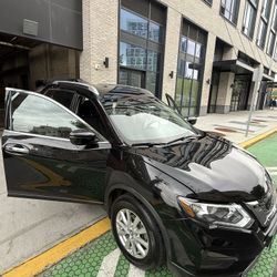 2020 Nissan Rogue