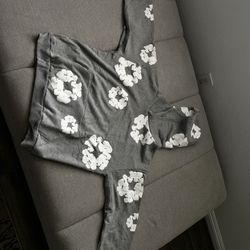 DENIM TEARS Men’s Gray Cotton Wreath Graphic Pullover Hoodie XL