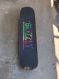 SKATEBOARD $10