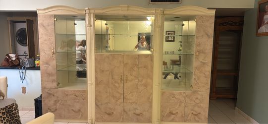 Large Display Cabinet Wall Unit with Glass Shelves