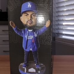 Ice Cube Bobblehead 