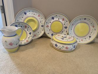 6 Piece Italian Pottery