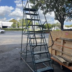 Escalera De Metal