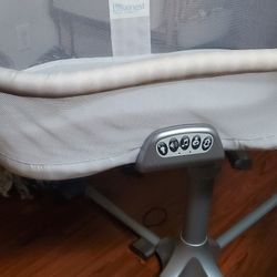 Halo Bassinest Premiere Swivel Sleeper