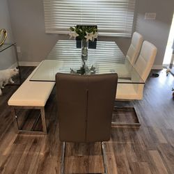 Dinning Table