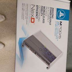 JL Audio 700/5 Amp