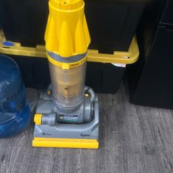 Dyson Vacuum 