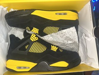 Jordan 4 Thunder