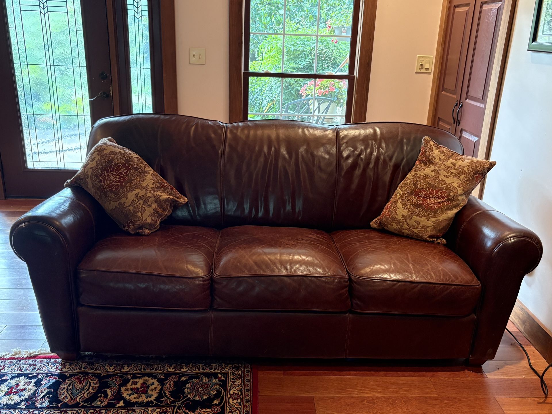 Leather Couch - Great Condition - Extra Comfy