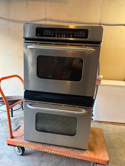 Double oven almost new