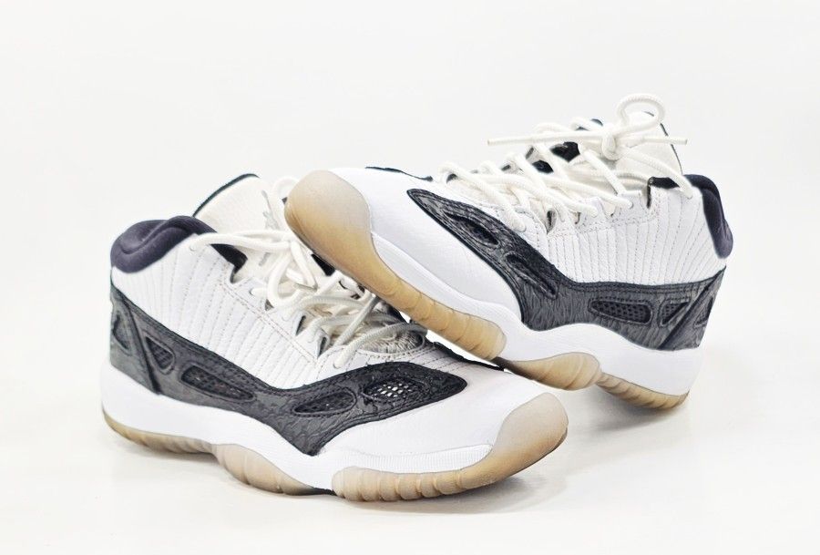 Size 4.5 - Nike Air Jordan 11 Retro Low (GS) White Silver Black (306006-100)
