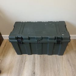 Pelican Hardigg TL500i military spec foot locker storage case container.