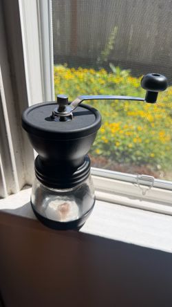 Manual Coffee Bean Grinder with Ceramic Burr