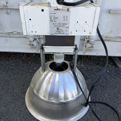 Cooper Lighting MHSS40 400W Metal Halide High Bay Warehouse Light Fixture 