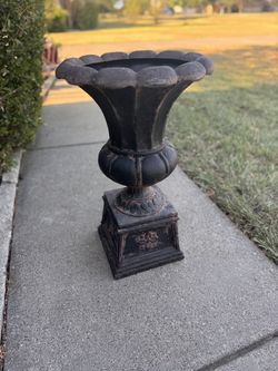 Large Urn Planter