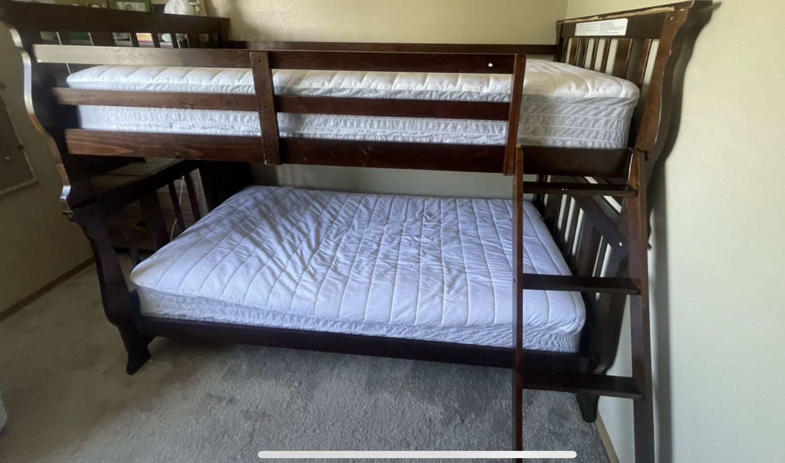 Wood Bunk Beds With Mattresses