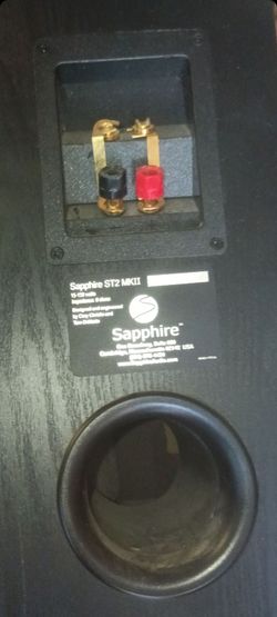 2 sapphire speakers