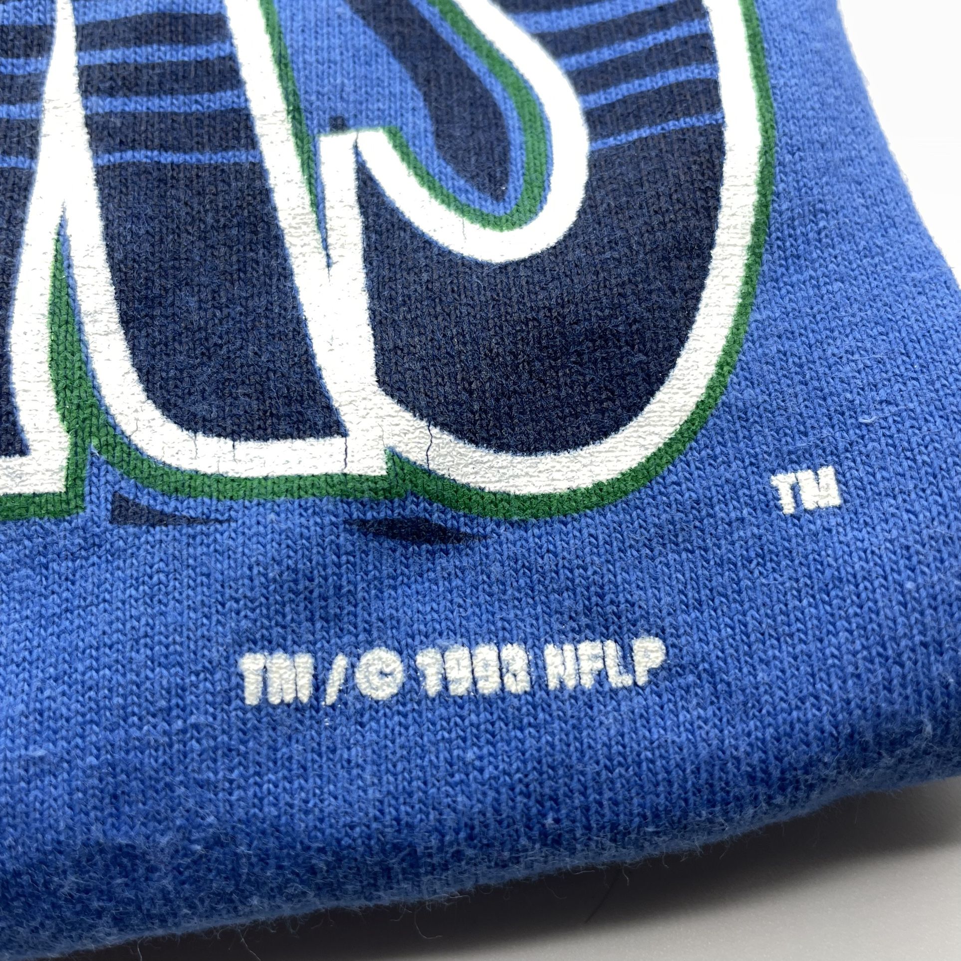 Vintage Seahawks shirt 1993 large Sports & Outdoors