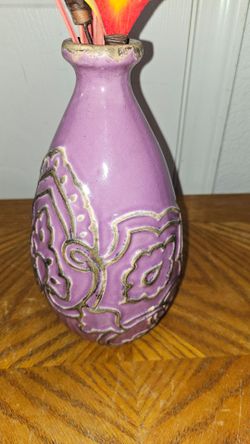CERAMIC PURPLE EMBOSSED FLOWER VASE
