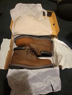 Sketchers utility waterproof boots size 10 for men