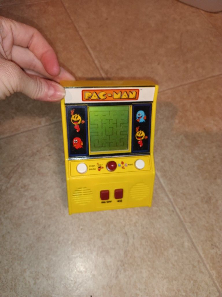 Basic Fun Pac-man Mini Tabletop Arcade LCD Game