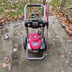 Pressure Washer 2700 Psi Honda Engine - USED