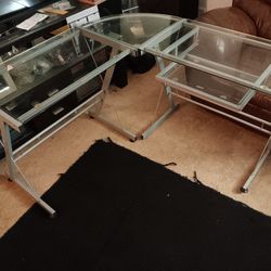 Glass L-shaped office desk