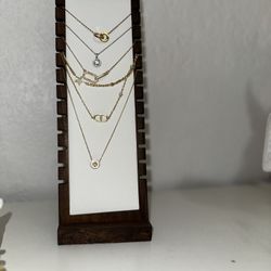 Necklaces With Brands or Without 