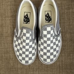 Brand New in Box Vans Kids Grey & White Checkered Slip On Shoes Size 12