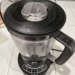 Nutribullet Blender Complete 3-Speed Controls And Pulse Function NBC-12A