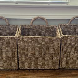 Wall hanging baskets storage - set of 3