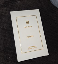 Merve Ambre Peefume 