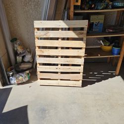 Pallet    skid
