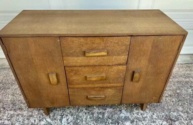 Mid-Century Modern Credenza Sideboard Buffet