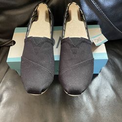 Toms shoes