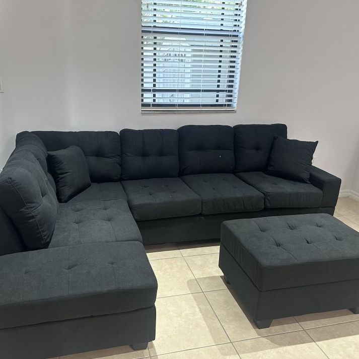 Black Sectional 