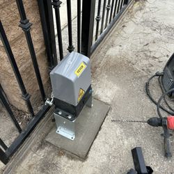 Residential Slide Gate Motor - Everything Included
