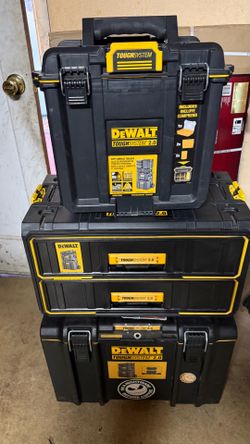 Dewalt pack out set