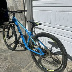 GT 24 speed Mountain Bike Dual adjustable shocks. Ready to ride