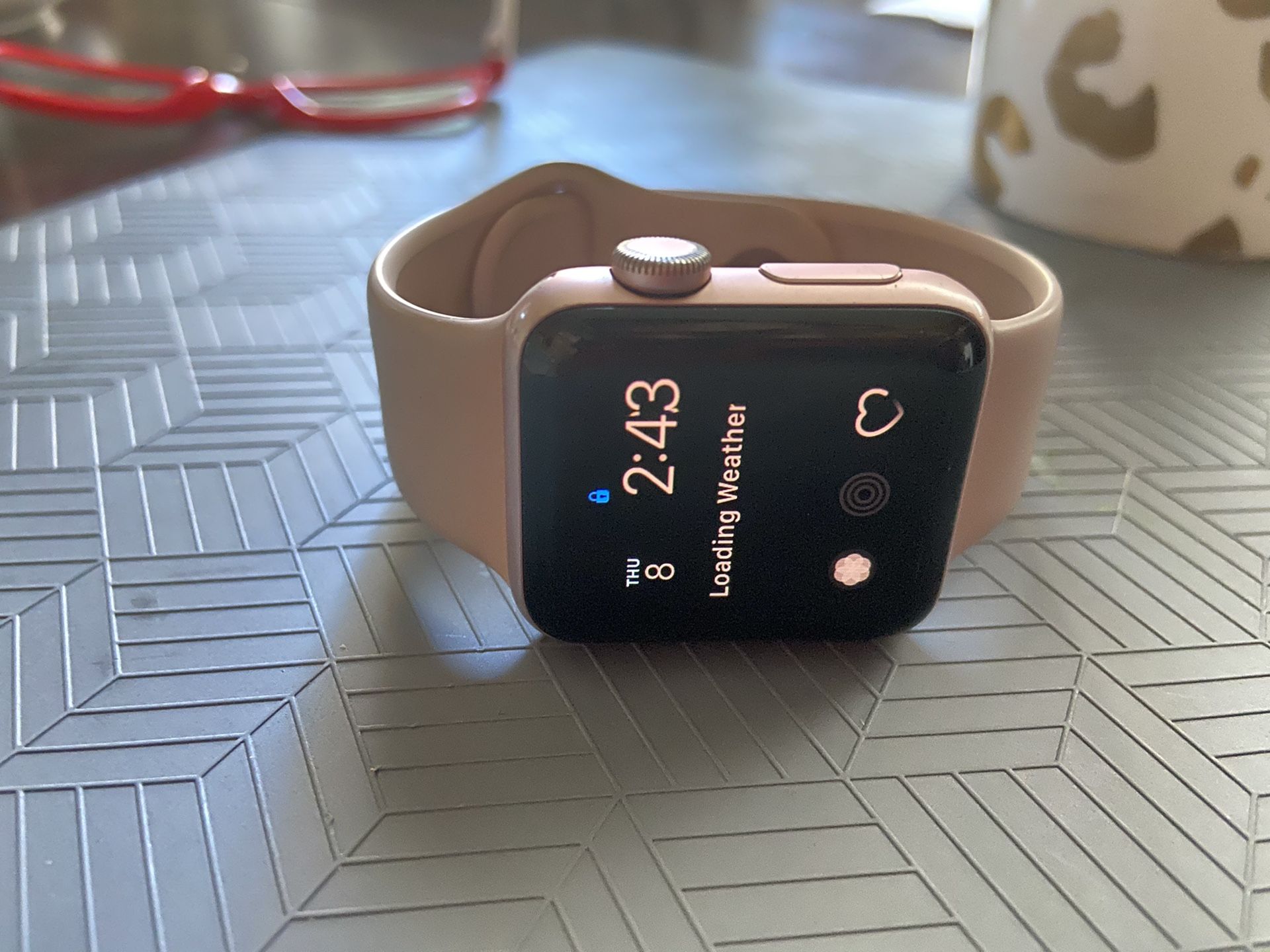 Apple Watch series 38mm rose gold aluminum