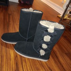 Koolaburra By UGG Woman's Tall  Boot Sz 7 $85 OBO 