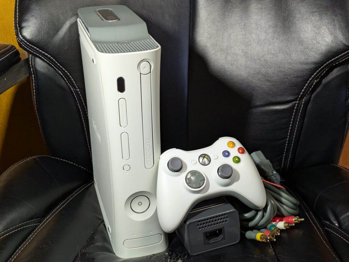 Xbox 360 Complete, Tested Working 