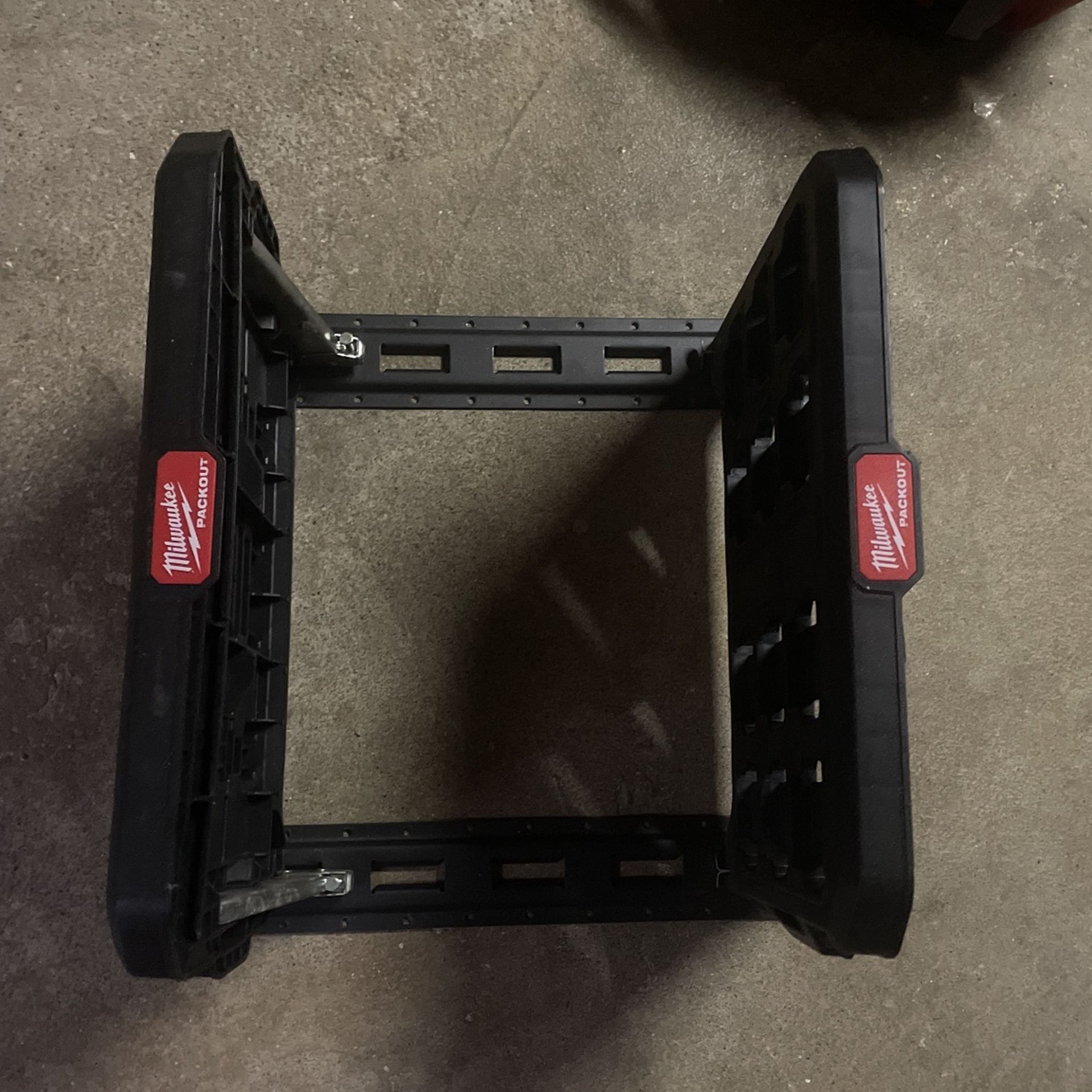 Packout Shelf